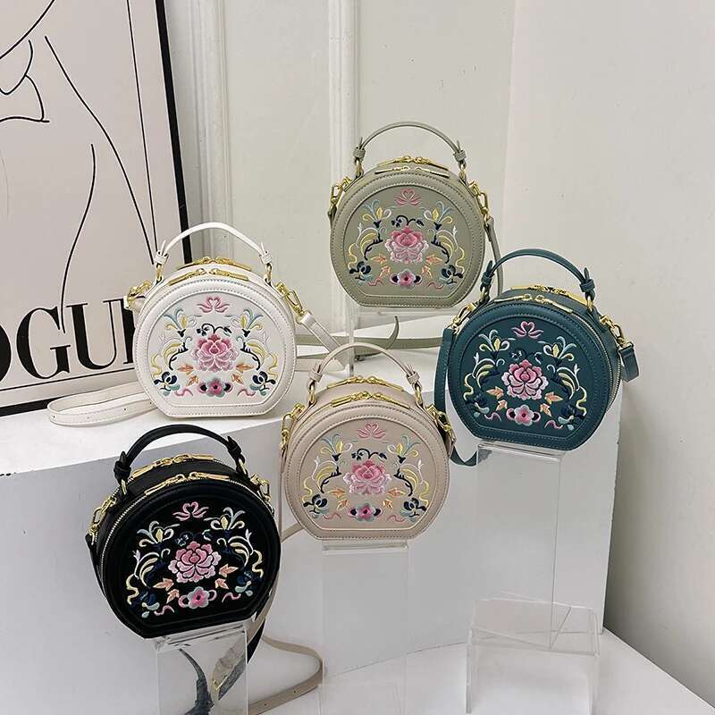 High Quality PU Leather Small Cross Body Elegant Ladies Zipper Shoulder Solid Color Purses New Design Cell Phone Bag