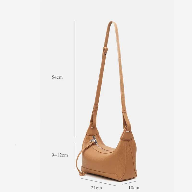 Designer Bag Formeki Real Leather Crossbody Chic Shoulder All Match Retro Design Ladies Female Bag