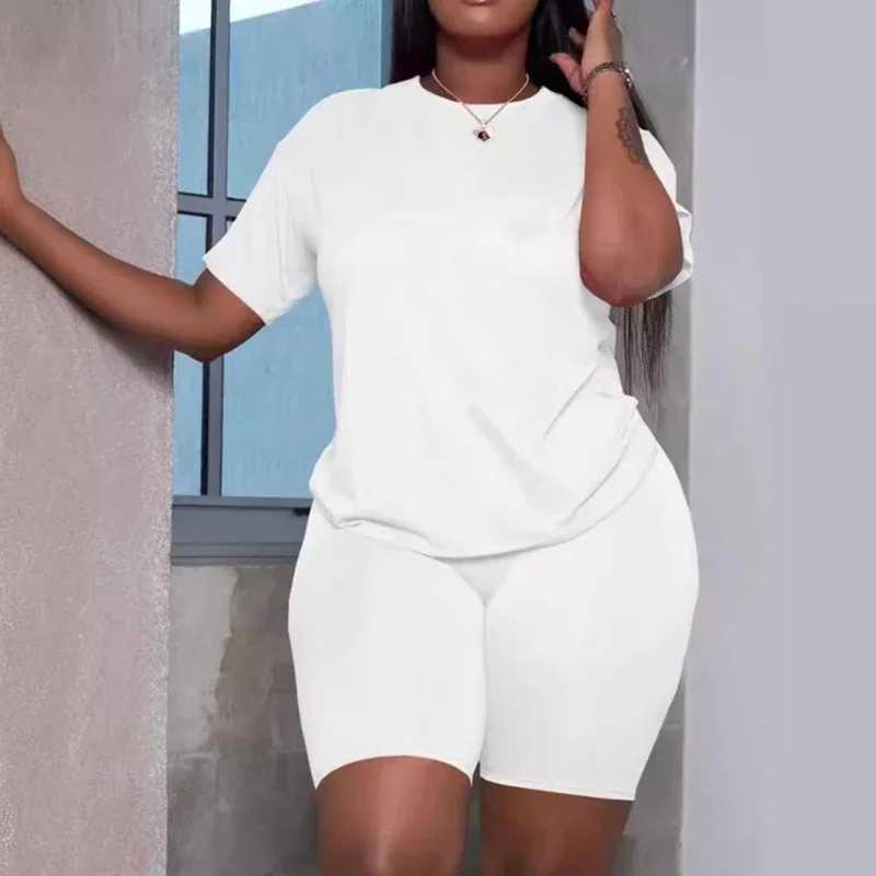 Tight fitting womens summer solid color T-shirt two-piece set casual jogging clothing sports womens clothing 2025XJ250414