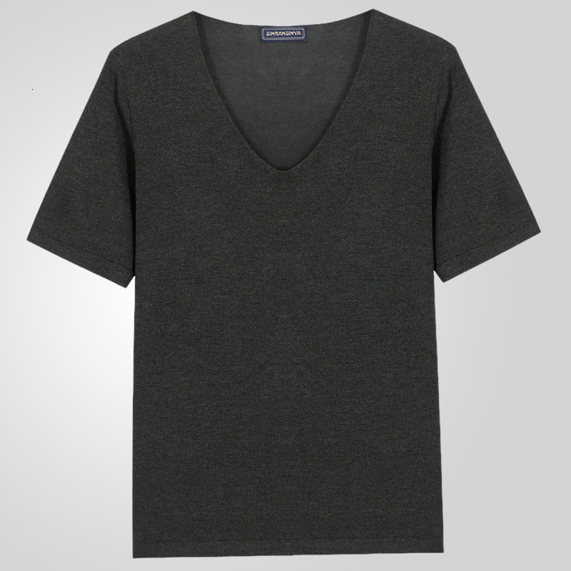 Mens thin V-neck solid color knitted shirt summer short sleeved knitted T-shirt