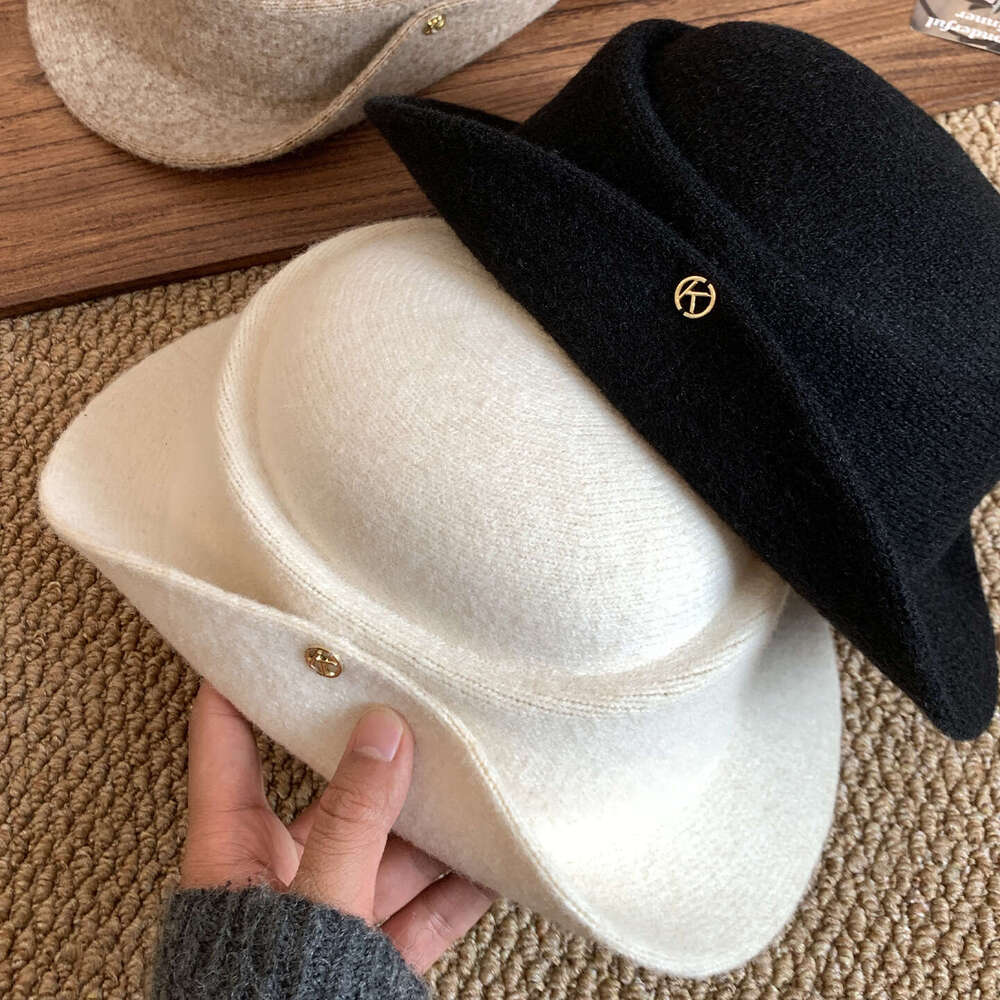fashionable and elegant top hat for women in autumn and winter french retro and elegant temperament rolled edge beret socialite and heiress style hat