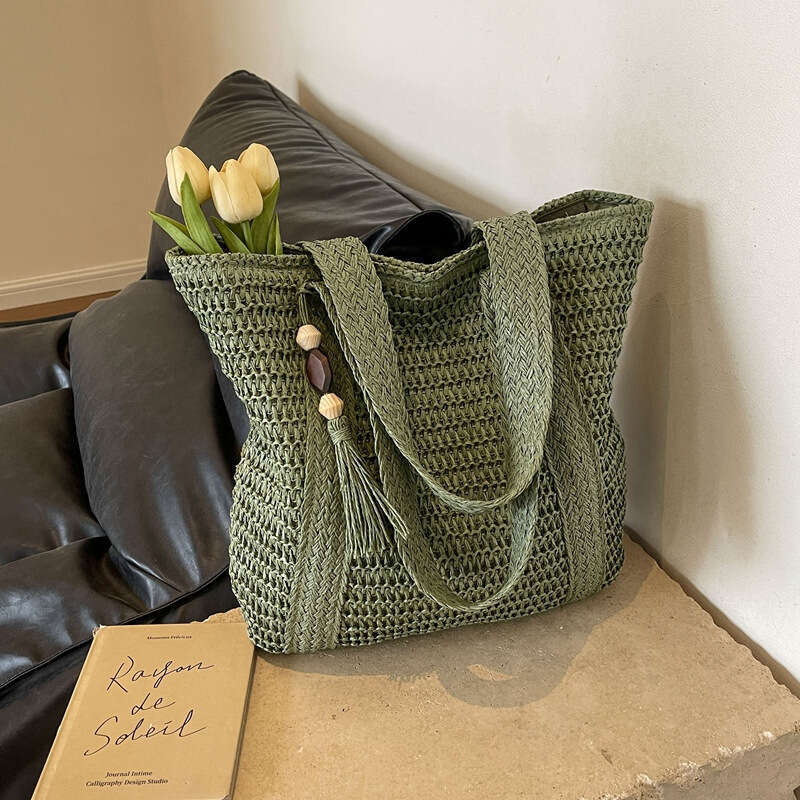 Handmade Beach Bag Women's Simple Large Capacity Lightweight Bucket Beach Trendy Grass Woven New Hand-Held Shoulder Bag Kq2