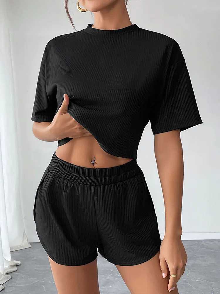 Womens T-shirt Summer Sports Shorts 2-piece Street Clothing Fashion Shorts Sve O-neck T-shirt Solid Sexy Splicing Shorts SportswearXJ250414