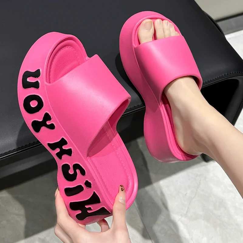 Summer 2025 Letter Print Thick Bottom Cloud Slippers for Womens Fashion Short and Fat Platform Sandals for Womens Anti Slip Wedge High Heels Beach Sli