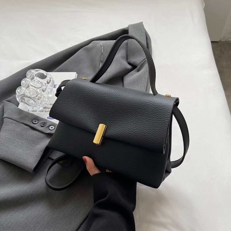 Minority Fashion Casual Portable Female New Simple Small Square Advanced Sense One Shoulder Messenger Bag