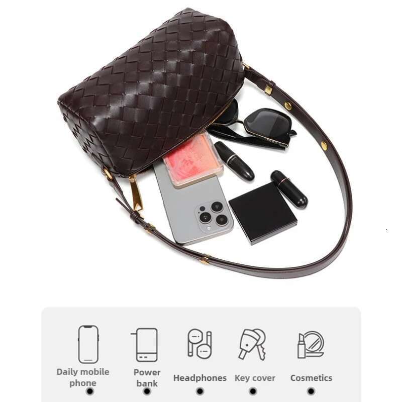 2025 New Woven Camera Boho Cyder Shoulder Bag Minimalist Crossbody Purse For Women Trendy Underarm Handbag Unique