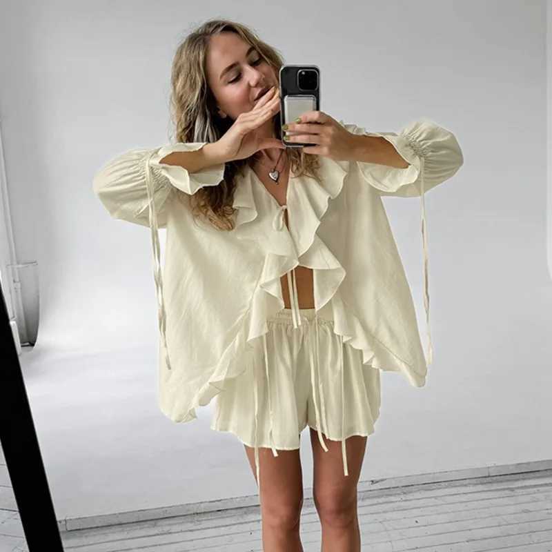 Tuularose new casual shorts two-piece set for women with pleated loose ties top simple shorts set for office womens summer Fe shorts setXJ250414