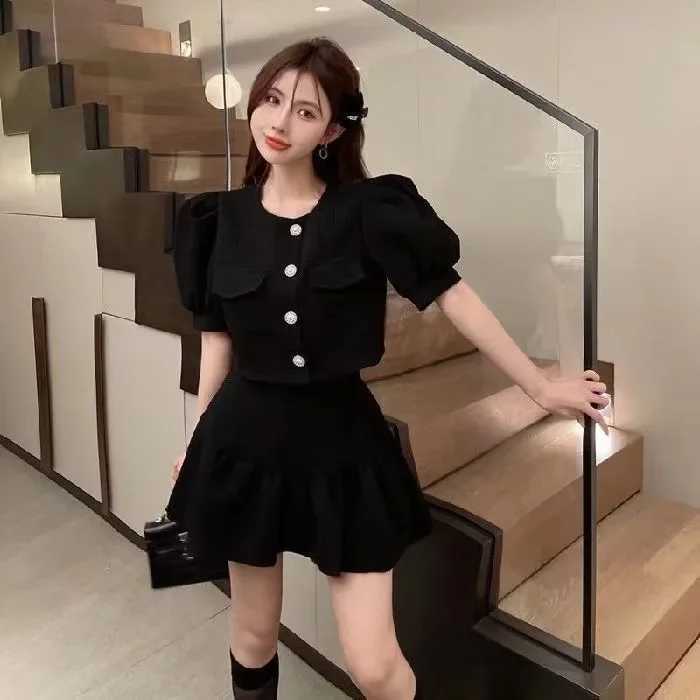 Ele Butterfly Knot Bubble Sve Top Womens Summer Dress Two Piece Set High Waist Folded Mini Skiing EnsembleXJ250414