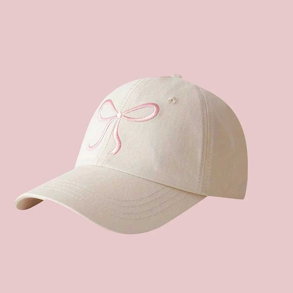 Wearing a small fresh and cute womens duckbill hat with a bow and baseball cap throughout the four seasons outdoor sports sun protection hat W250414