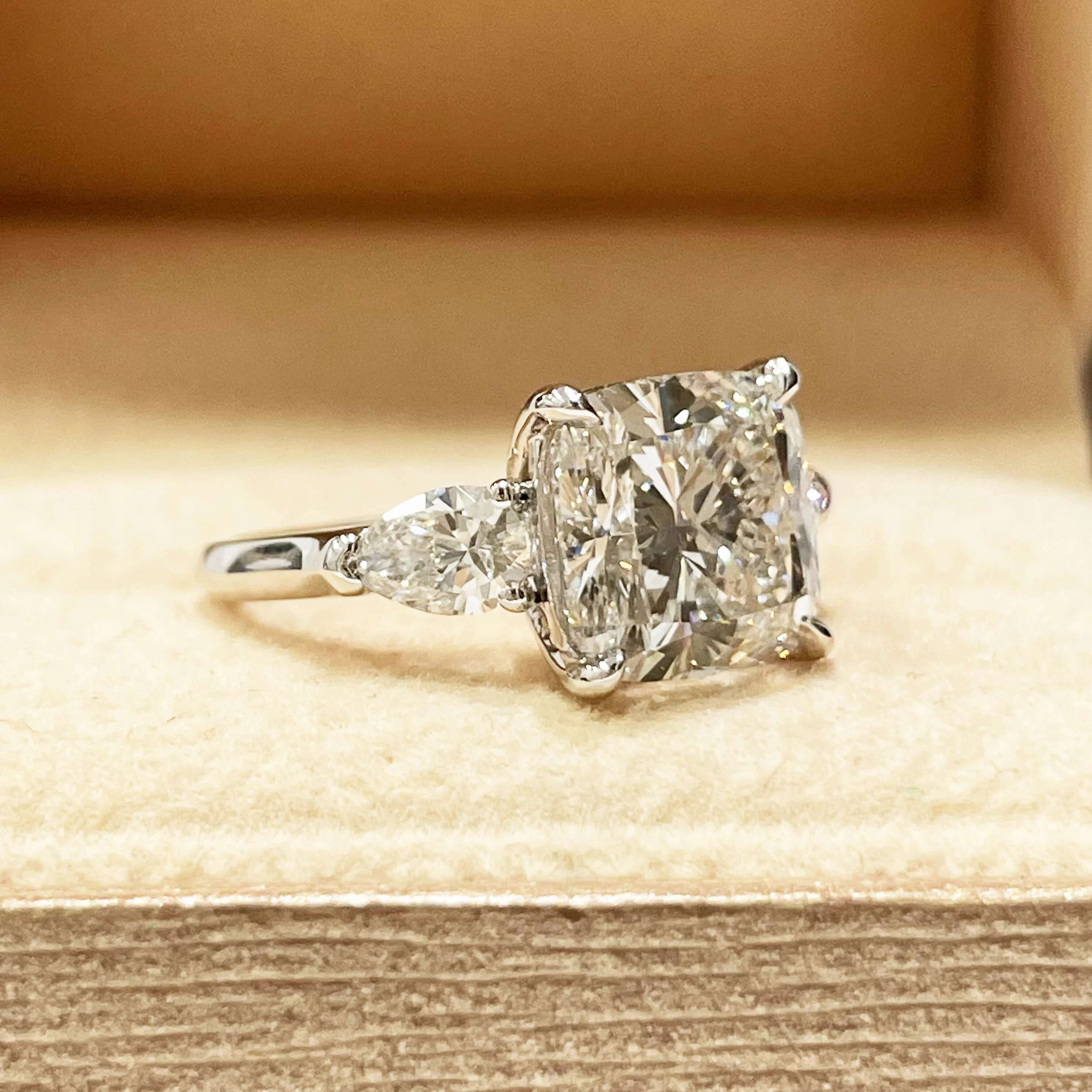 Custom Real Solid 18K White Gold Ring Women Engagement Anniversary Wedding Ring Cushion Moissanite Diamond Ring Pear Water Drop