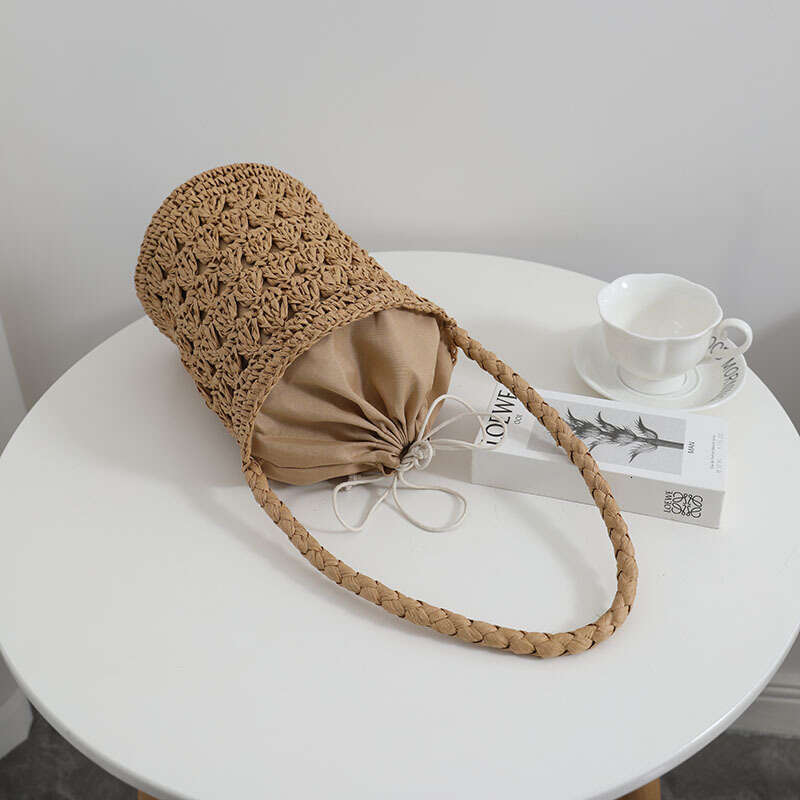 Handmade Beach Bag French One Shoulder New Hollowed Out Bucket Straw Woven Vacation Style Beach Bag, Versatile Women's Bag Kq2