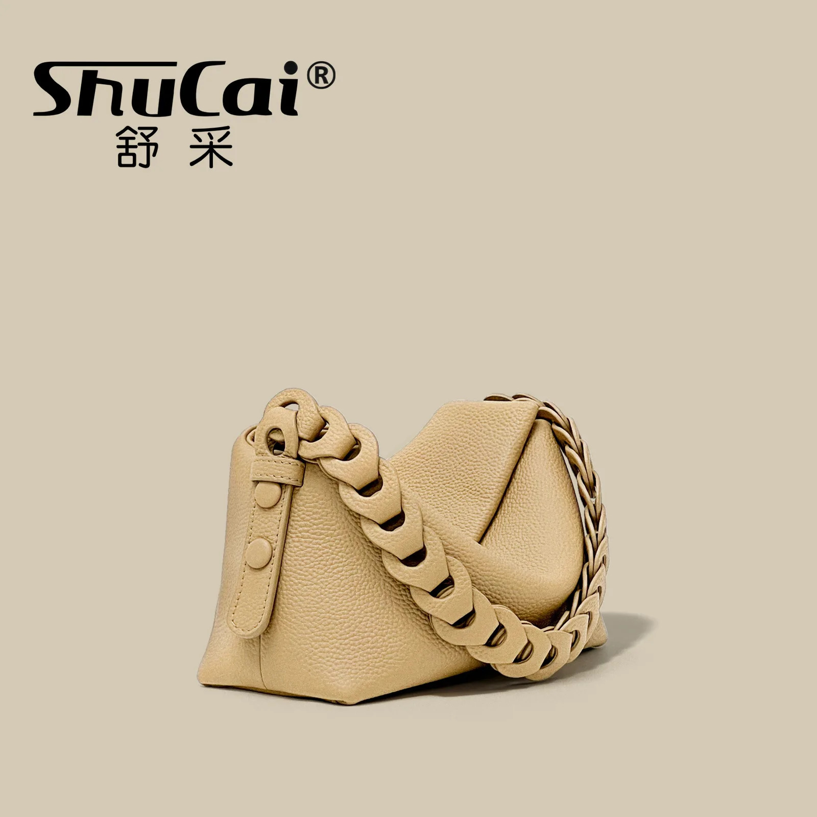 Womens niche woven single shoulder horizontal handbag with genuine leather bottom bag simple and fashionable warm pillow bag 250411