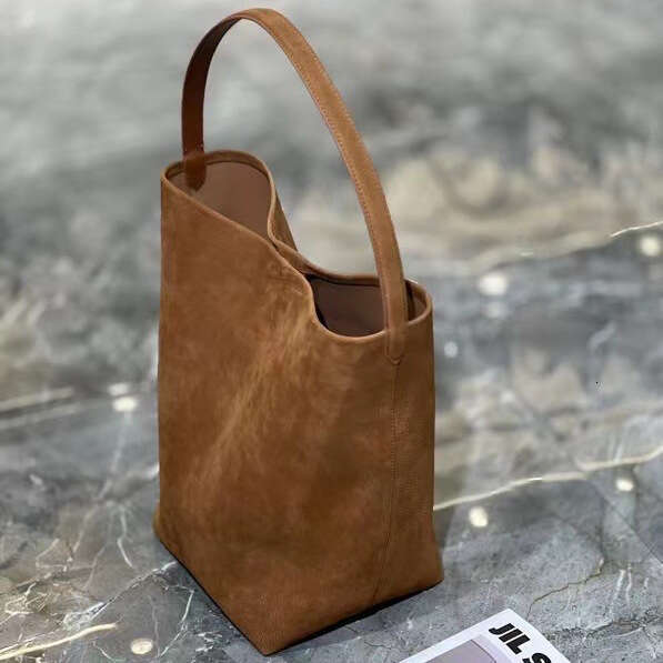 Women's Bags Deer patterned top layer cowhide armpit bucket simple commuting, large capacity single shoulder handbag, genuine leather bag, trendy