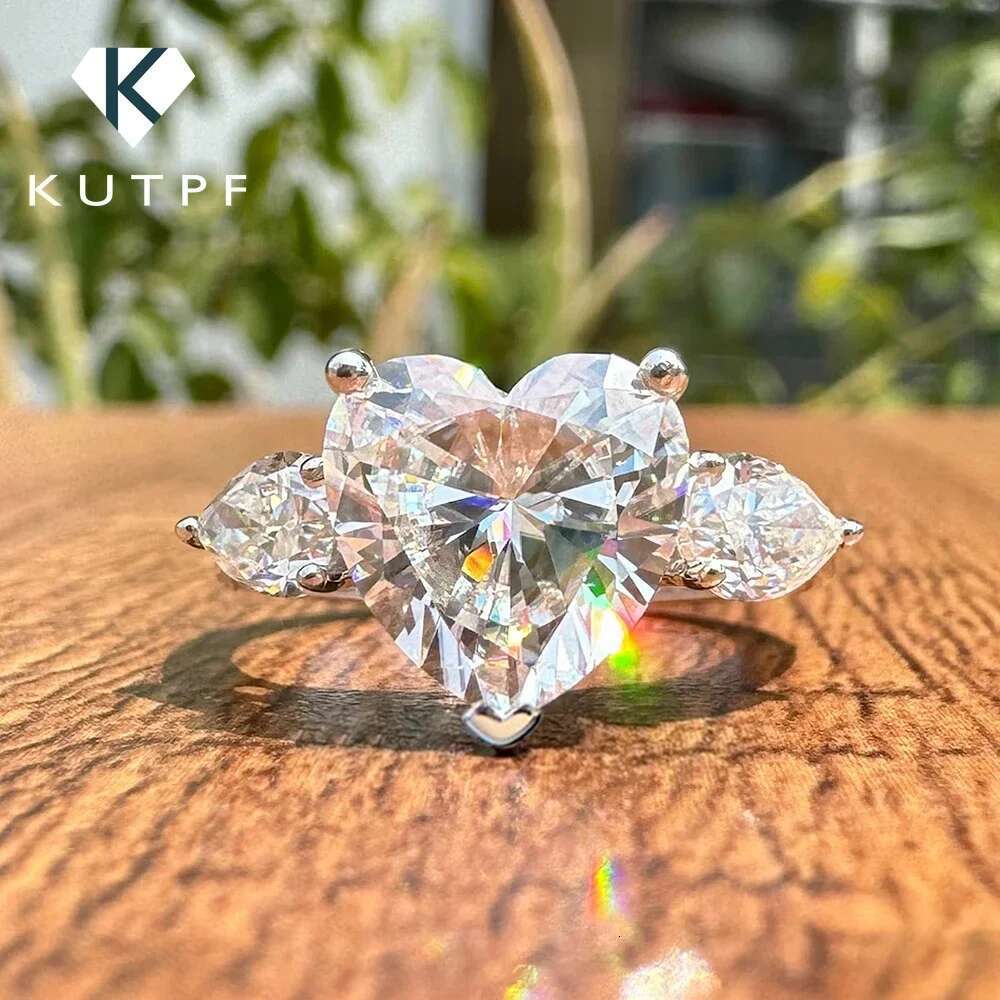 1/2/3/4CT Heart Cut Full Moissanite Engagement Rings with Pear Cut Side Diamond Wedding Ring S925 Silver Fine Jewelry for Women