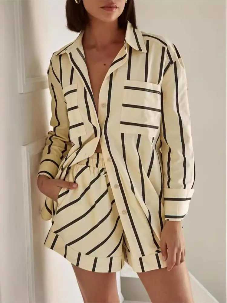Fashion striped printed two-piece long Sve button up shirt+shorts set for womens Ele Suit 2025 Spring and Summer SetXJ250414