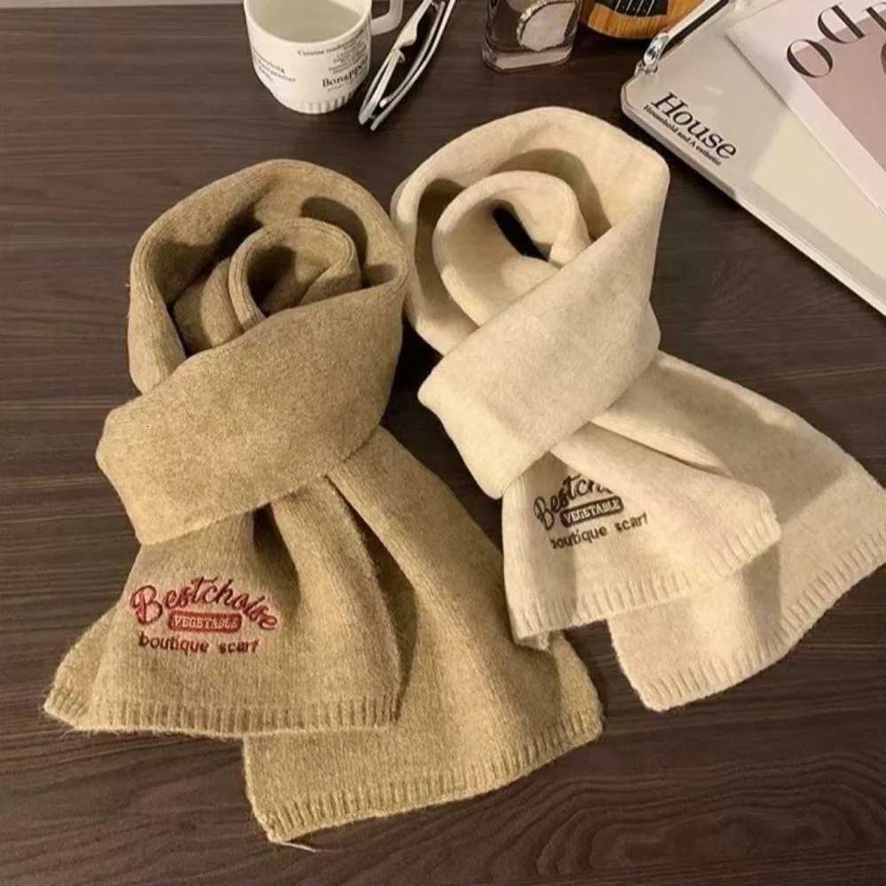 Luxury Womens Winter Warm Scarf Neck Wraps Trendy Embroidered Woolen Scarf Neck Warmer Solid Color Gilrs Scarves Bib For Outdoor Y251114