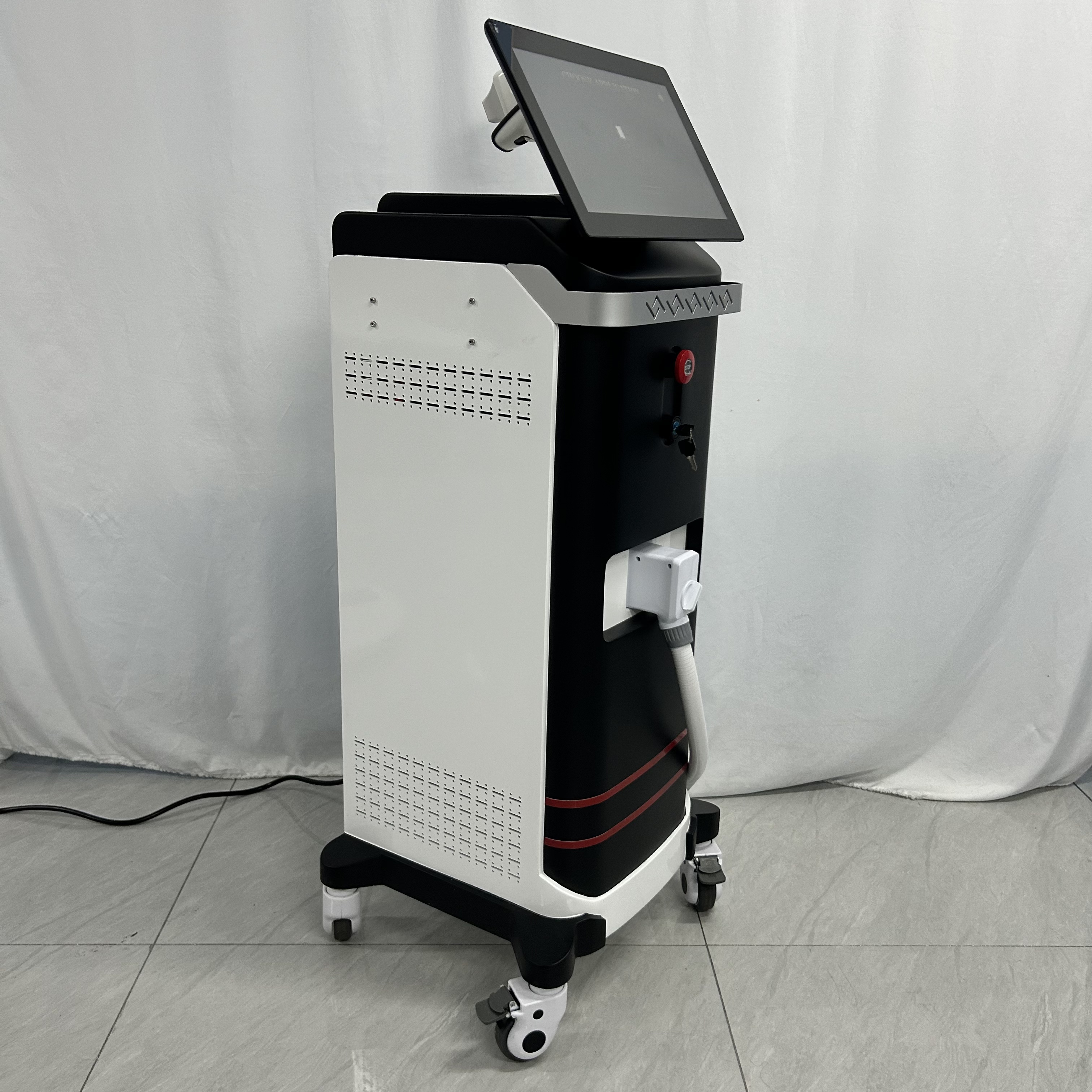 808nm Triple Wavelength Diode Laser Hair Removal Device Professional Painless Permanent Hair Reduction Machine For Salon And Clinic Skin Rejuvenation