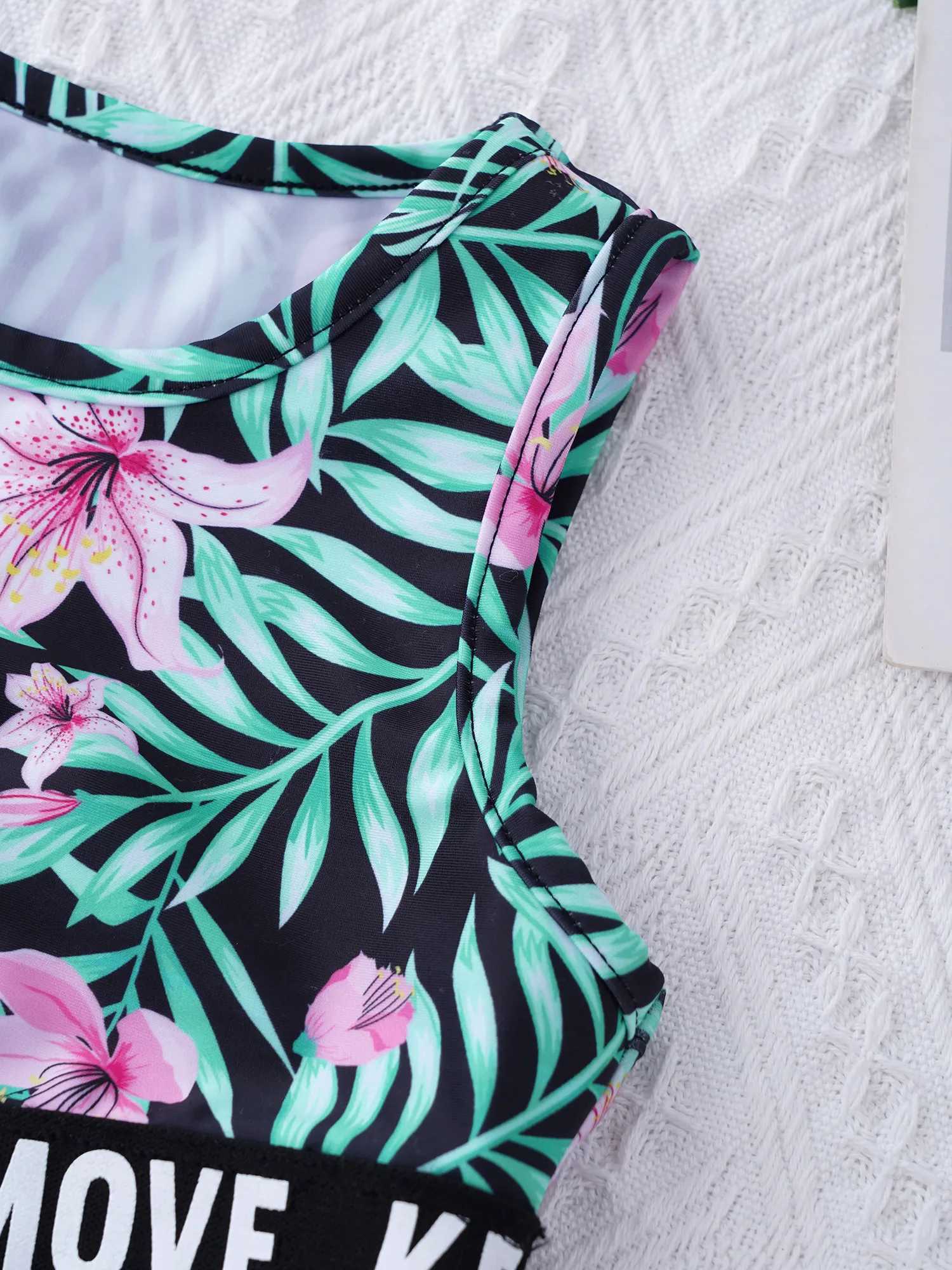 Kids Girls Swimsuit Two Pieces Swimwear Round Neck Sleeveless Cross Sash Crop Tops and Shorts Set Swimming Bathing Suit ClothesW251113