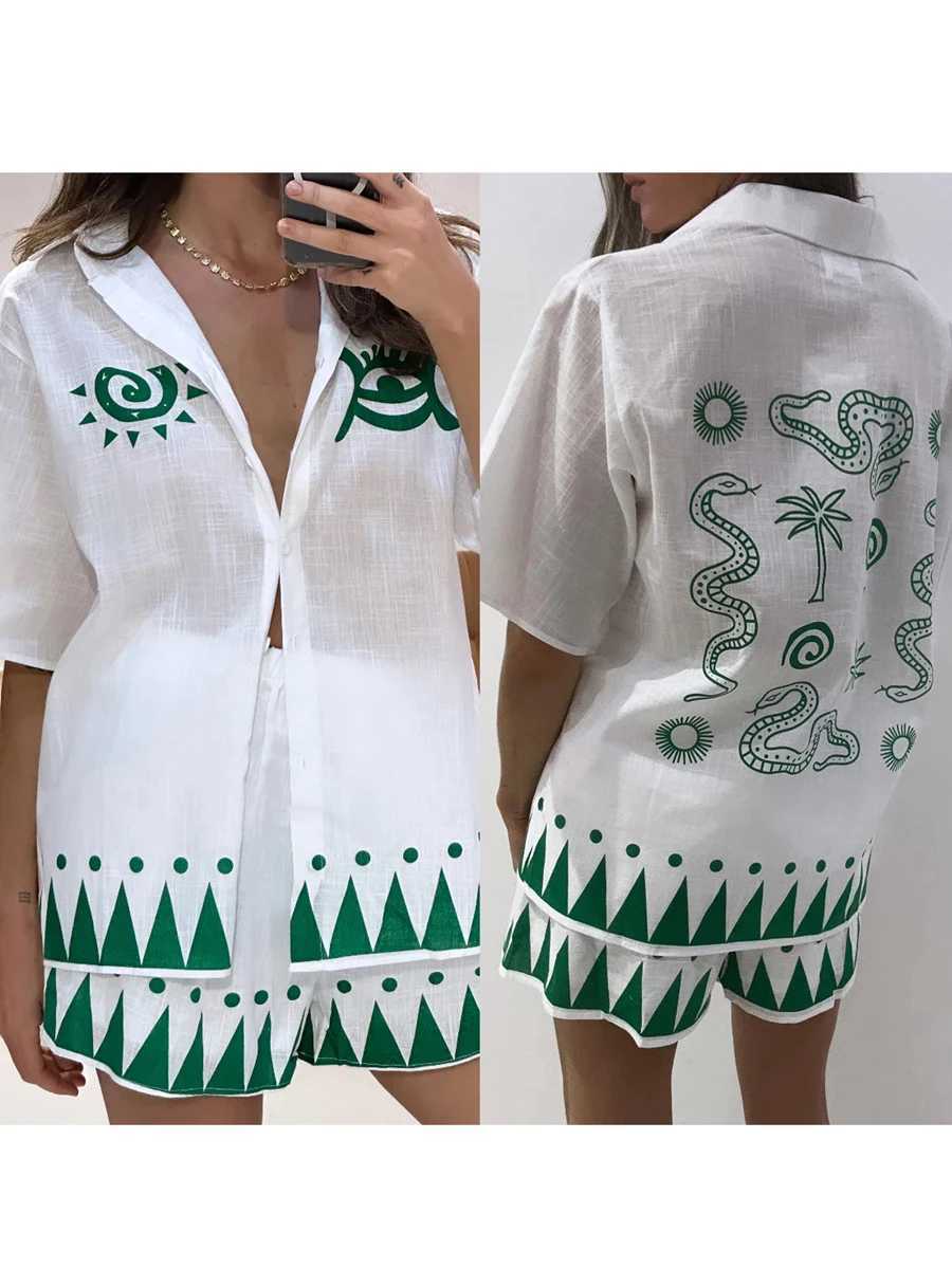 2024 New Womens Shorts Set Fruit Printed Shorts Sve Shirt with Elastic Waist Shorts Summer SetXJ250414