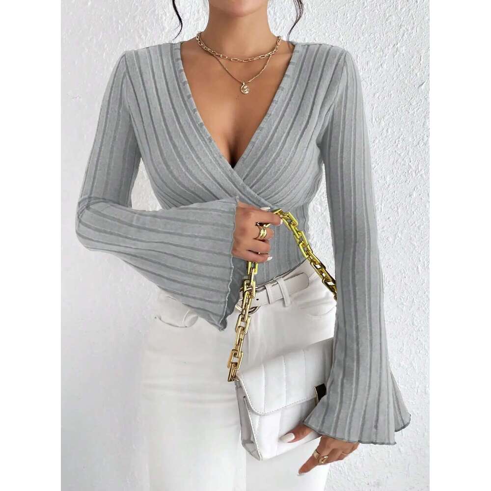 new autumn/Winter V-neck solid color sexy fashion design sense slim long sleeve knitted women's T-shirt