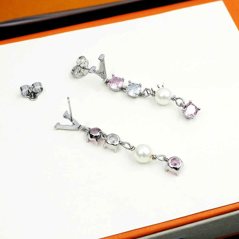 Luxurious White Pearl & Rose Gold Studded Fashion Earrings for Ladies - High-End Design