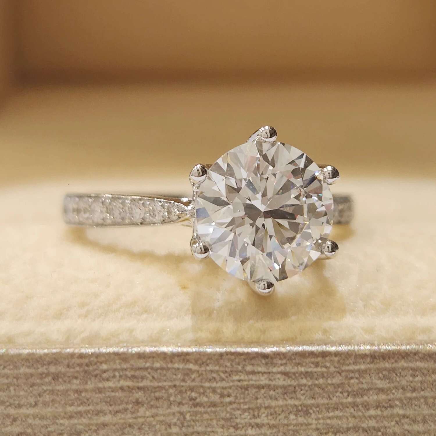 Custom Real Solid 18K White Gold Rings Women Engagement Anniversary Wedding Rings Round Moissanite Diamond Rings Crown Cross