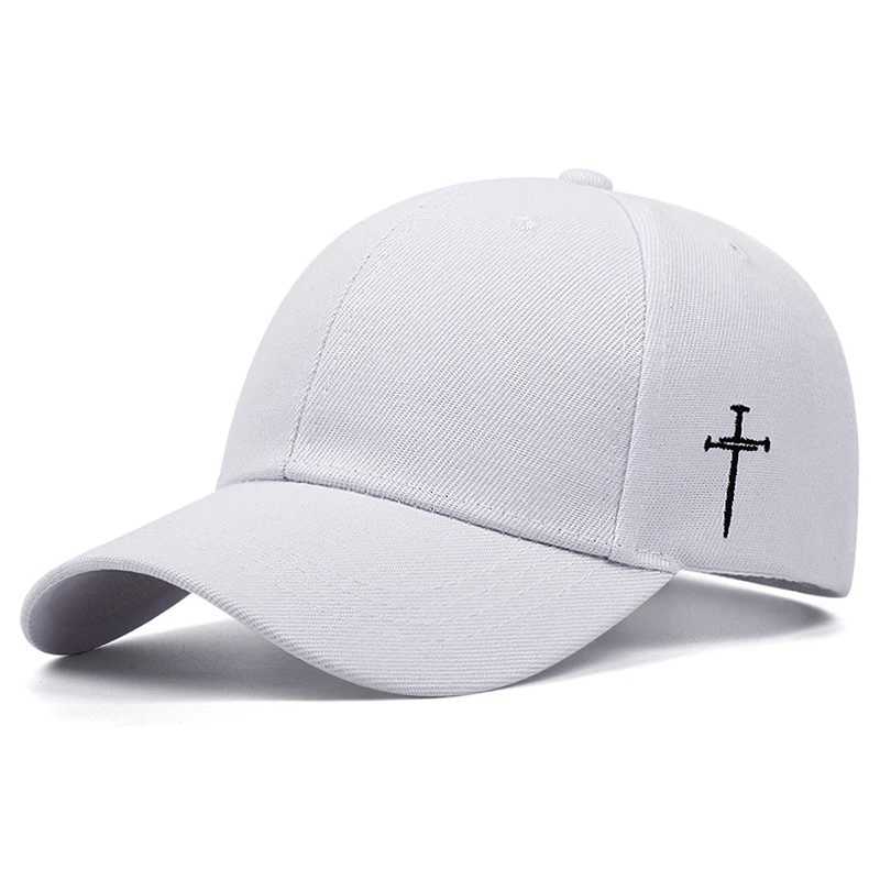 2024 New Fashion Cross Letter Embroidered Fashionable Mens and Womens Casual Neutral Hip Hop Sunshade Baseball Hat W250414