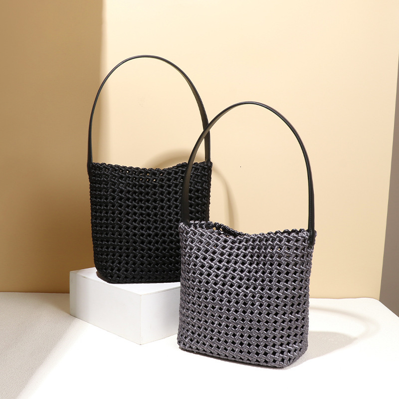 2025 New Large Capacity Tote Bag Women's Fashion Satin Female Commuter Shoulder Underarm Handbag