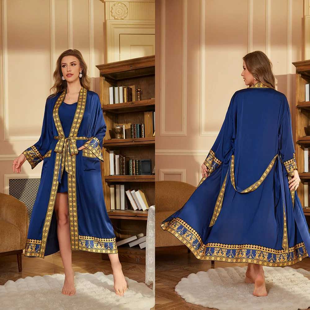 Newest Multi Colors Long Sleeved Robe Pajama Womens Spring and Autumn Long Style Fashionable Printing Luxury Bathrobe C251115