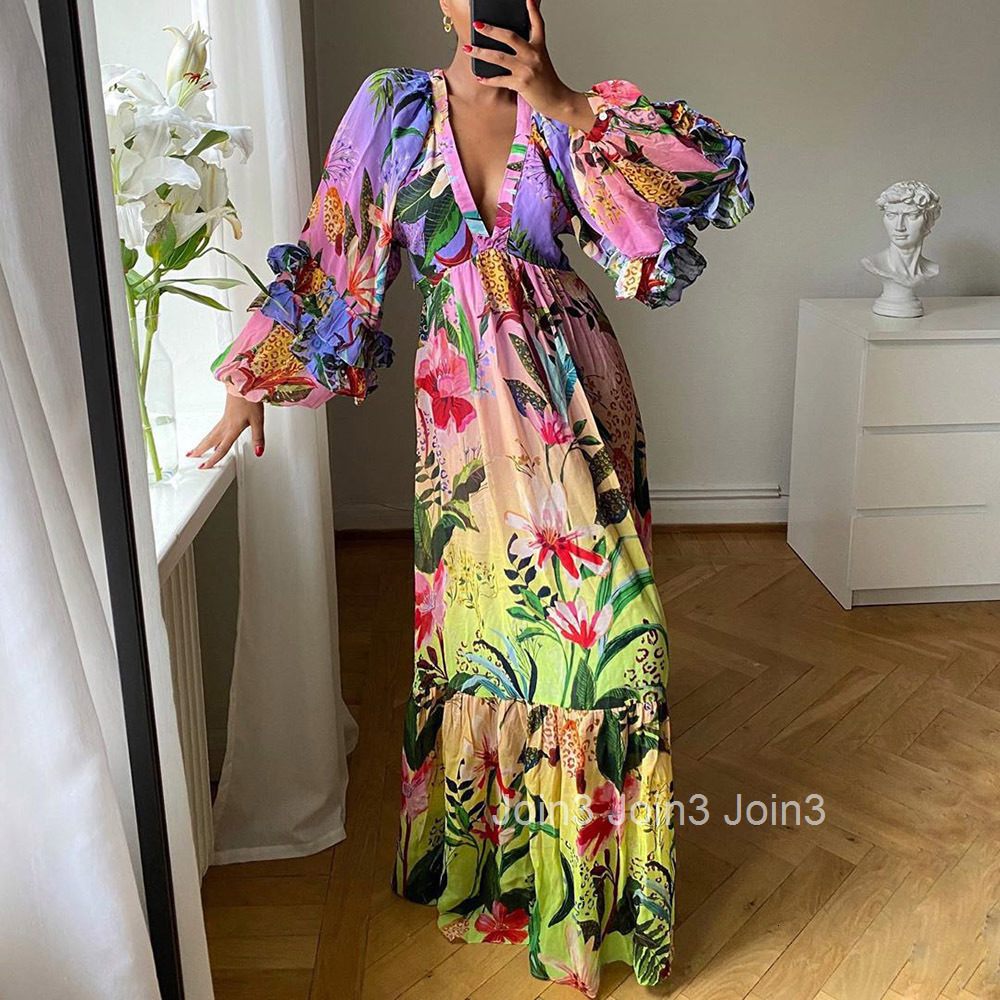 2025 Summer New Printed Gradient Color Ruffled V-neck Sexy and Slim Dress