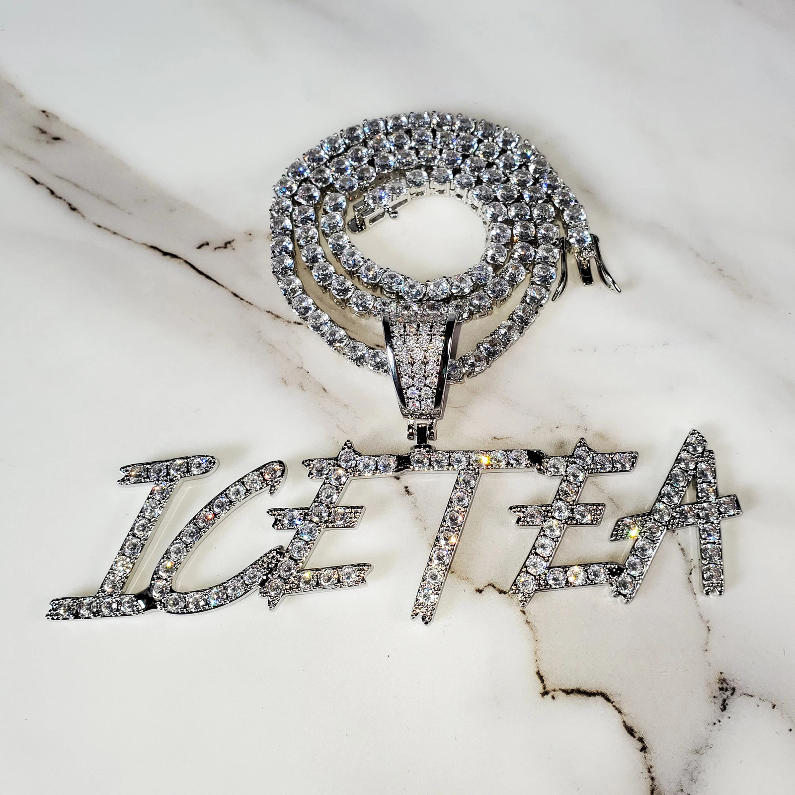 Bling Brush Letters Customized Name Pendent Necklaces Iced Out Cubic Zircon Stones Hip Hop Jewelry Birthday Gifts For Him 250414