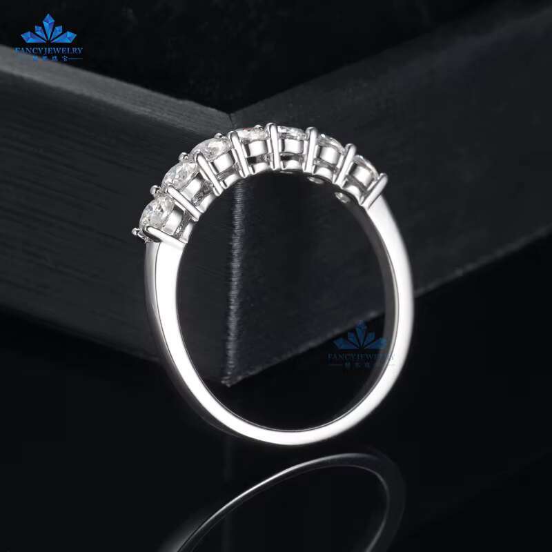 Luxury Fine Jewelry Half Eternity Band Ring VVS Diamond 925 Sterling Moissanite Wedding Ring Inlay Technology Wholesale Setting