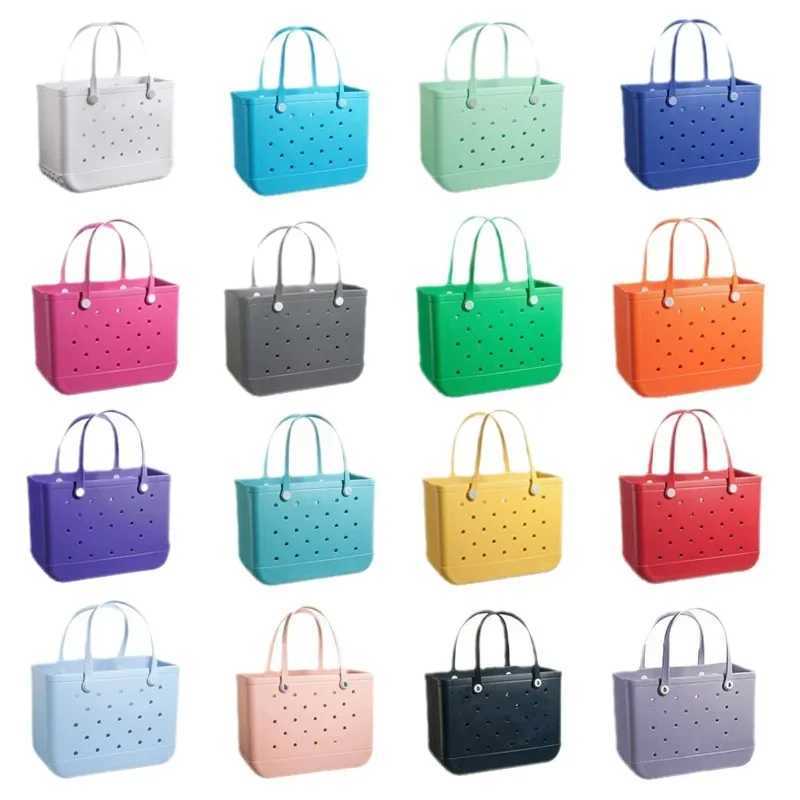 Creative and cute EVA hole beach bag various colors fashionable and soft suitable for women and girls W250415