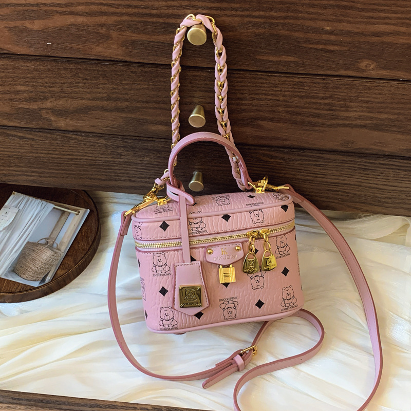 High-quality bucket clutch crossbody chain shoulder designer women's bag, luxury handbag, single-shoulder tote.
