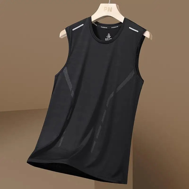Mens Summer 5 ° C Ice Silk Tank Top Breathable Sports and Fitness Underwear Wide Shoulder Training Sleeveless Tshirt 250407