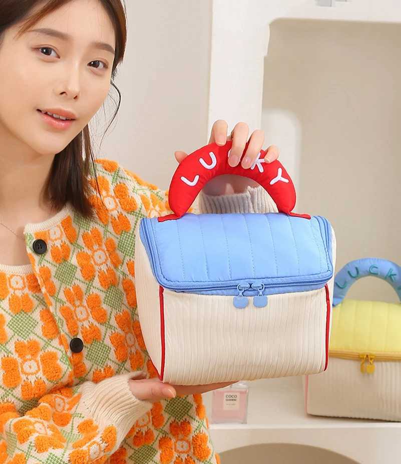 Cute Home Makeup Bag Womens Zipper Thick Toilet Bag Portable Large Capacity Travel Lipstick Napkin Storage BagXJ250415