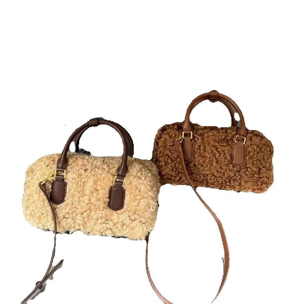 Mm Women's Bags Autumn/Winter Lamb Plush Bowling Casual Versatile Women's Handheld Trendy Single Shoulder Crossbody Bag