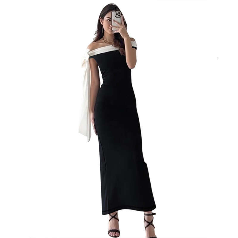 Women's Wear Spring New Women's Elegant Stylish One Shoulder Strap With Color Blocked Slimming And Slimming Dress