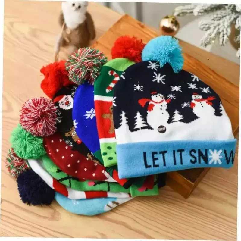 Christmas LED Knit Hat Light-Up Unisex Beanie for Men and Women Perfect for Parties and Gifts Glow-In-The-Dark Holiday Cap Y251115