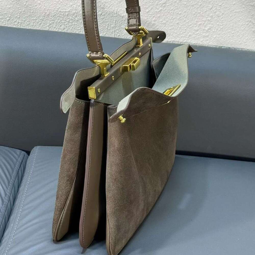 Mm Women's Bags 24 Autumn/Winter New Frosted Cowhide Handbag, High-End Fashion Tote Single Shoulder Armpit Bag, Women's Bag