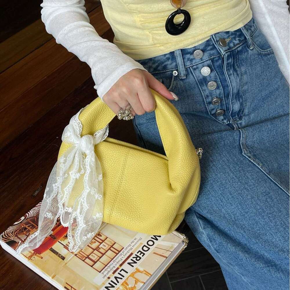 Mm Women's Bags Niche Handbag New Cloud Baotou Layered Leather Folded Dumpling Versatile Crossbody Bag Female Sweet Style