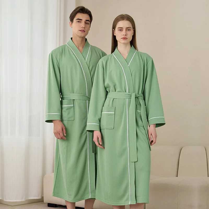 Plus Size Bathrobe for Women and Men Waffle Quick Drying All Season Thin Design Hotel Towel Beauty Salon Bath Robe Couples M-3XL C251115