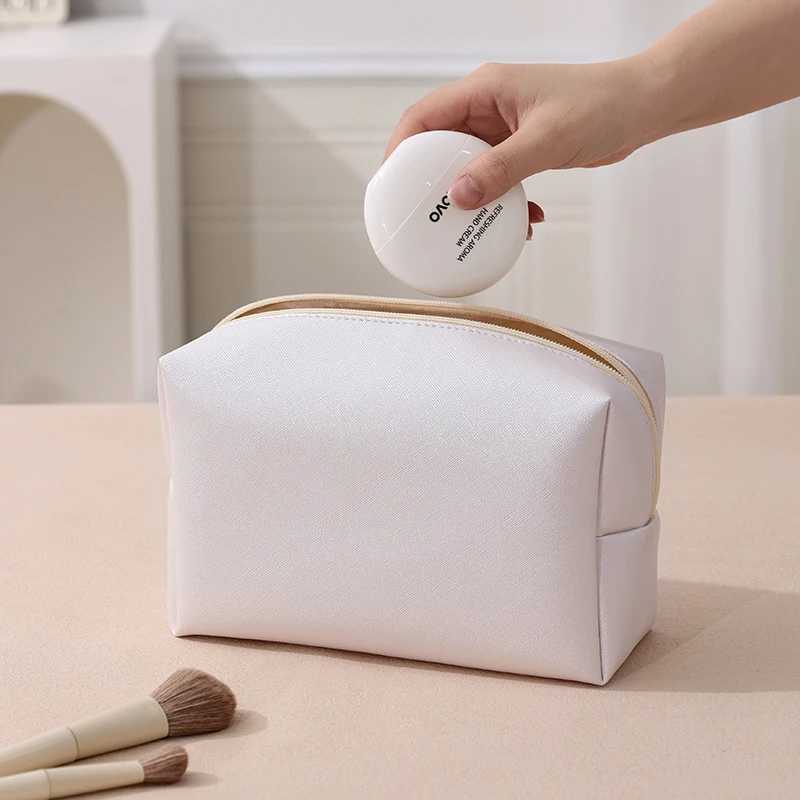 Womens PU Pillow Makeup Bag Large Capacity Makeup Travel Organizer Bag Portable Handbag Square W Storage Zipper Makeup BagXJ250415