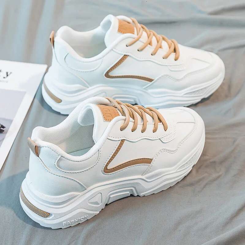 2025 New Women's Thick Bottom Sports Breathable Designer Fashion Outdoor Running Shoes