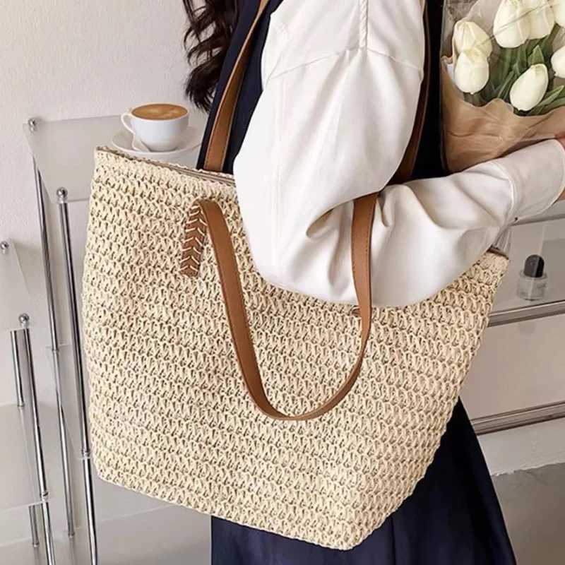Womens large capacity shoulder bag summer grass basket womens handbag fashionable luxury designer beach bag Bali shopping bag W250415