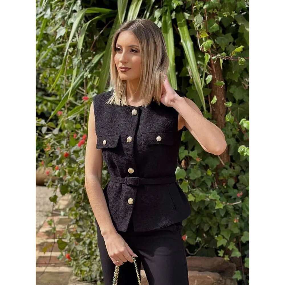 TRAFZA 2025 Woman Button Pockets Decoration Casual Slim Waistcoat Women Chic O-Neck Sleeveless Texture Vest Top Mujer