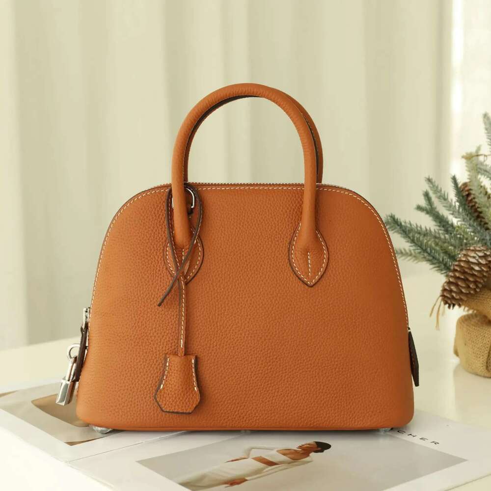 Versatile Women's Shoulder Top Layer Cow Handbag Shell Genuine Leather Commuter Bag Neutral Minimalist Style