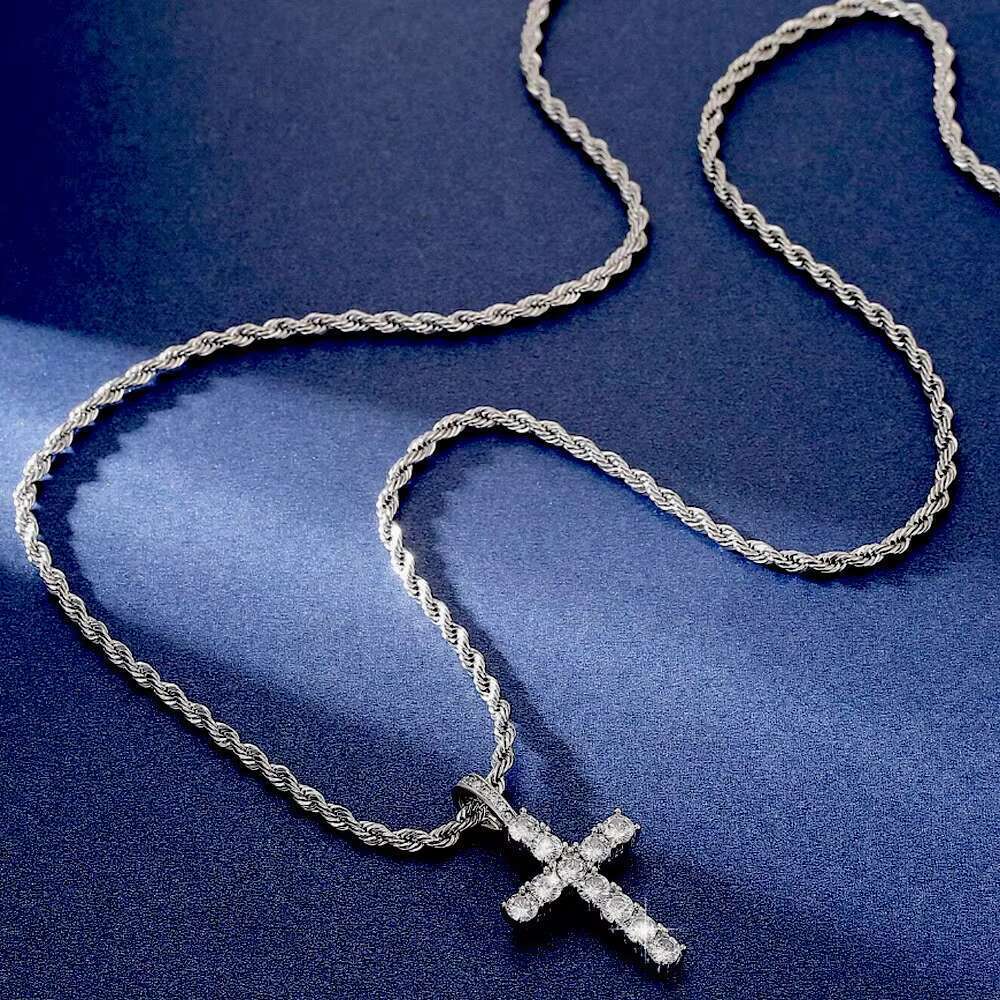 DHcollection Real Gold Plating Hip Hop Brass With One Row Bg Zircon Cross Pendant Necklace