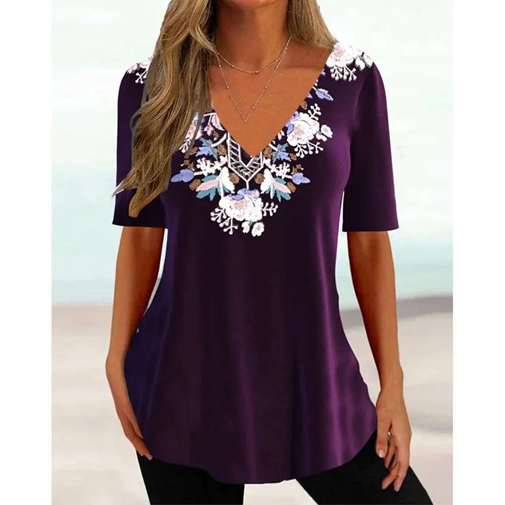 New Women's T Shirt Relaxed Ladies Clothes Blouse V-neck Fashion Short Sleeve Tees Female Oversized Sweatshirt Loose Pullover