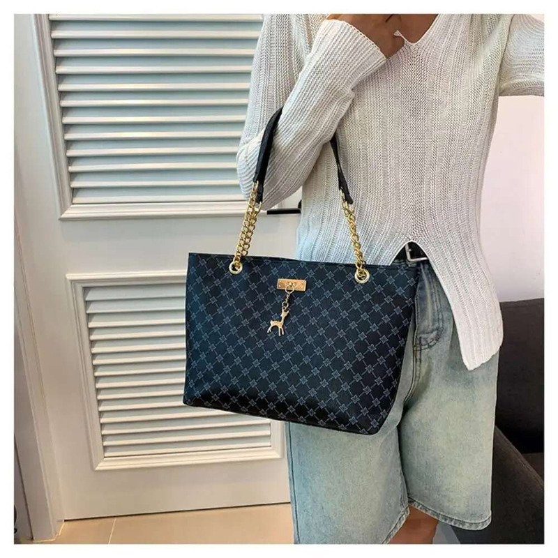 Large Capacity Shoulder Women's PU Leather Handbag Women Tote Fashion Underarm Pouch Haruku Simple Shopping Bag
